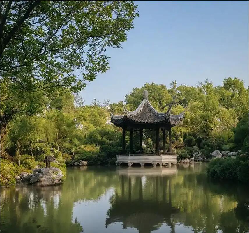 楚雄州雪枫餐饮有限公司